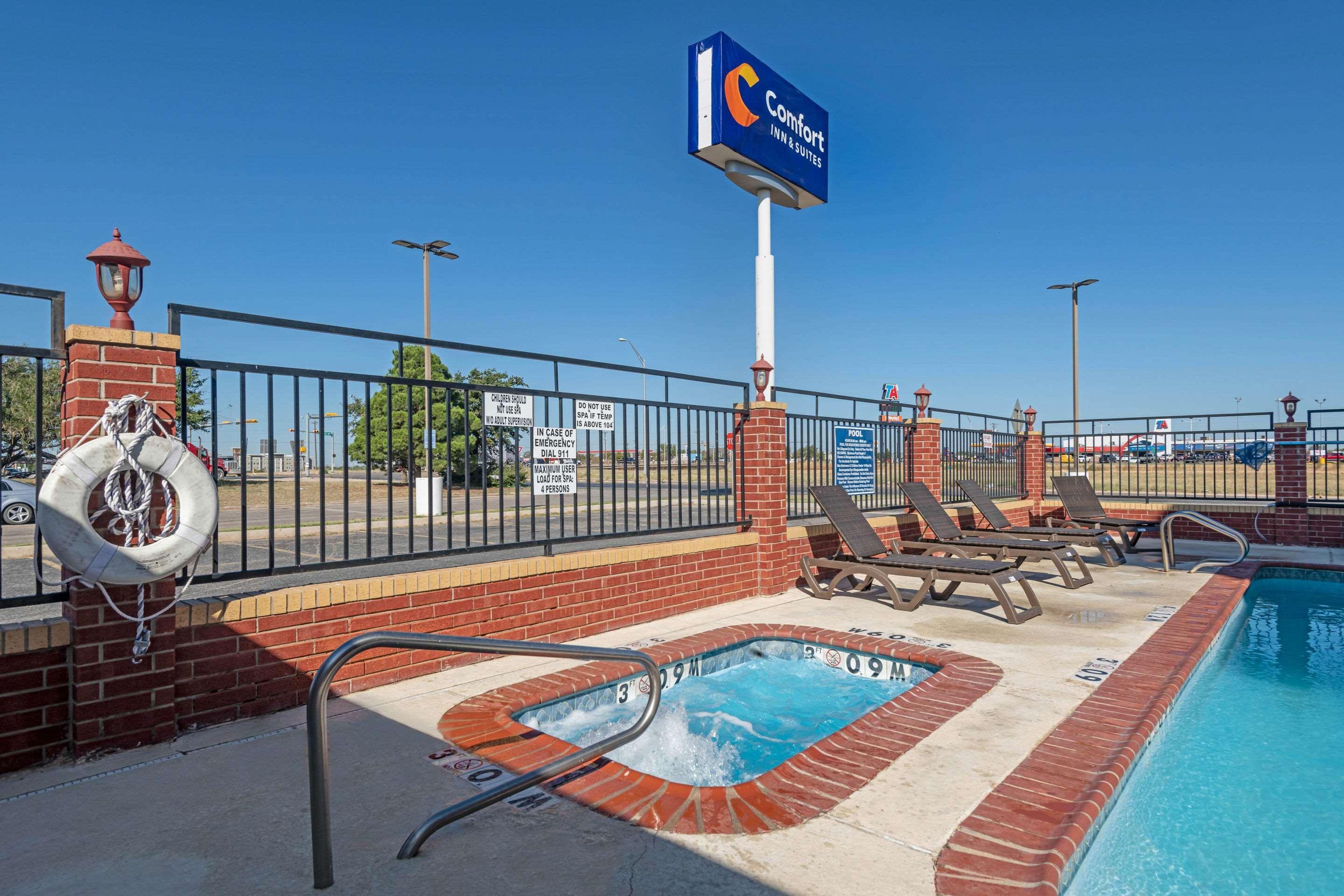 Comfort Inn & Suites Big Spring Buitenkant foto